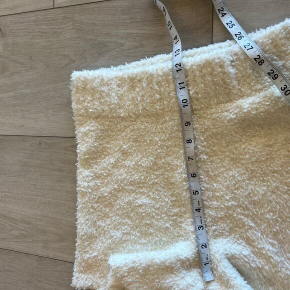 SKIMS Cozy Knit Short size s/m - Picture 4 of 8